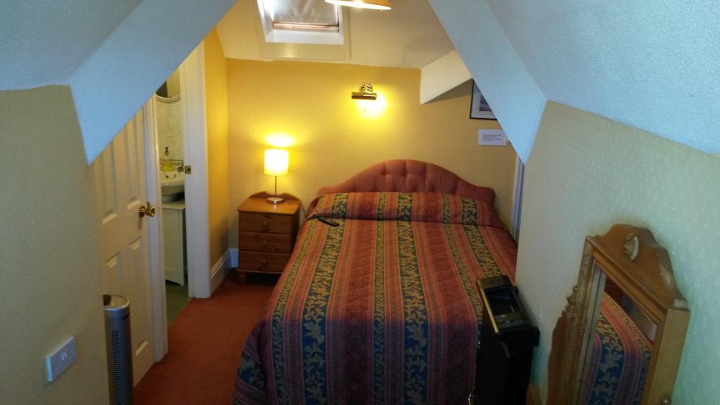 Menai Bank Hotel Caernarfon Szoba fotó