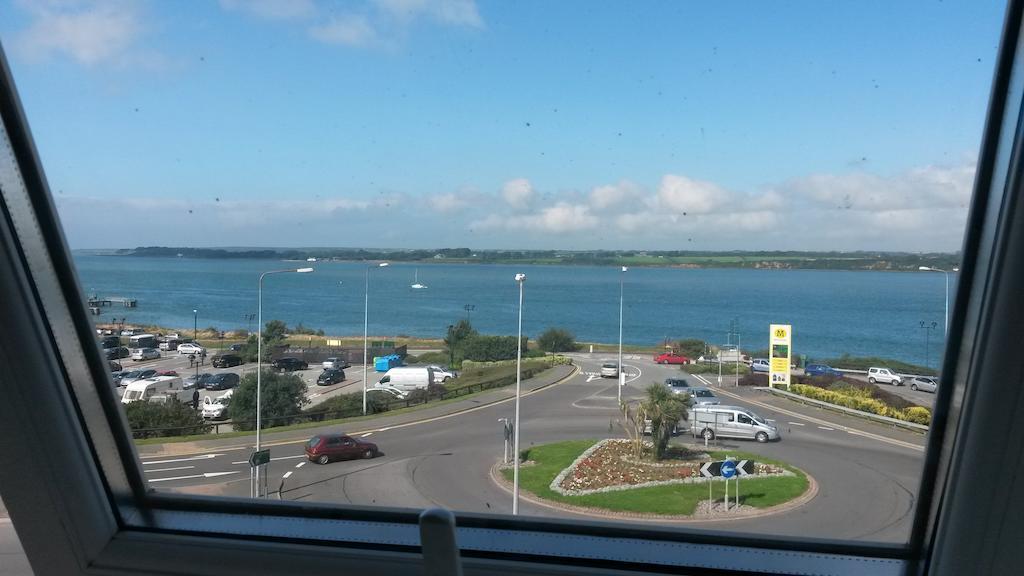 Menai Bank Hotel Caernarfon Szoba fotó