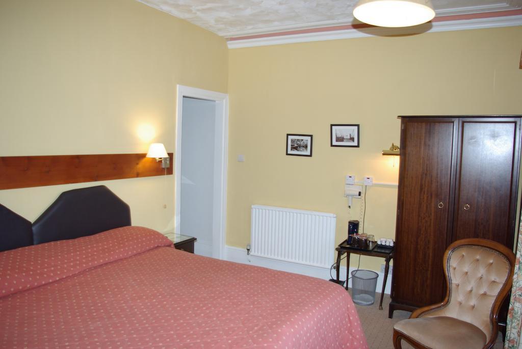 Menai Bank Hotel Caernarfon Szoba fotó