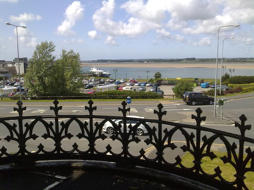 Menai Bank Hotel Caernarfon Szoba fotó